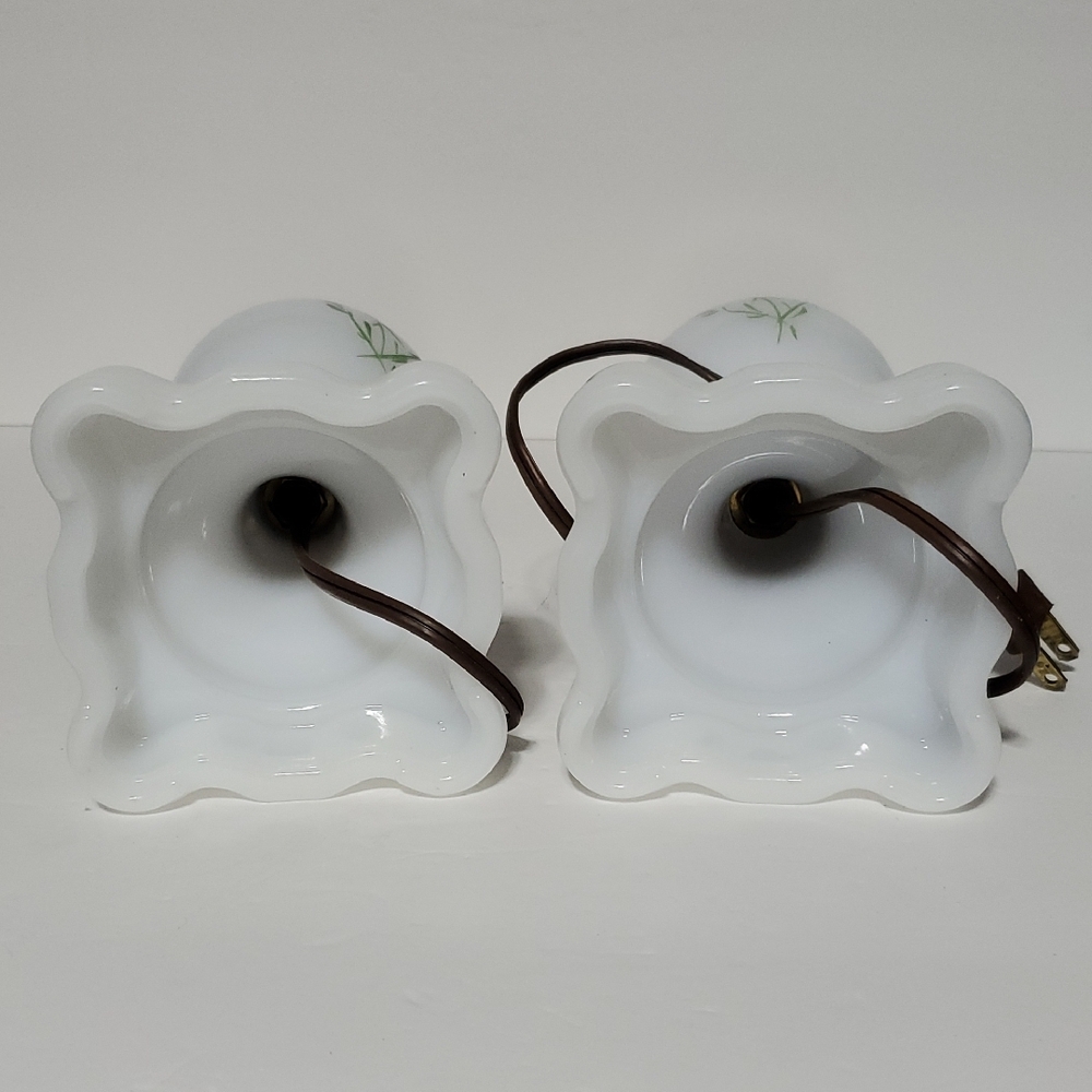 Vintage Hand Painted Boudoir White Milk Glass Table Lamps~Pair - Picture 4 of 7
